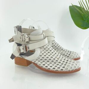 Jeffrey Campbell Womens Everly Boot Size 6.5 Ivory leather Block Heel Buckles